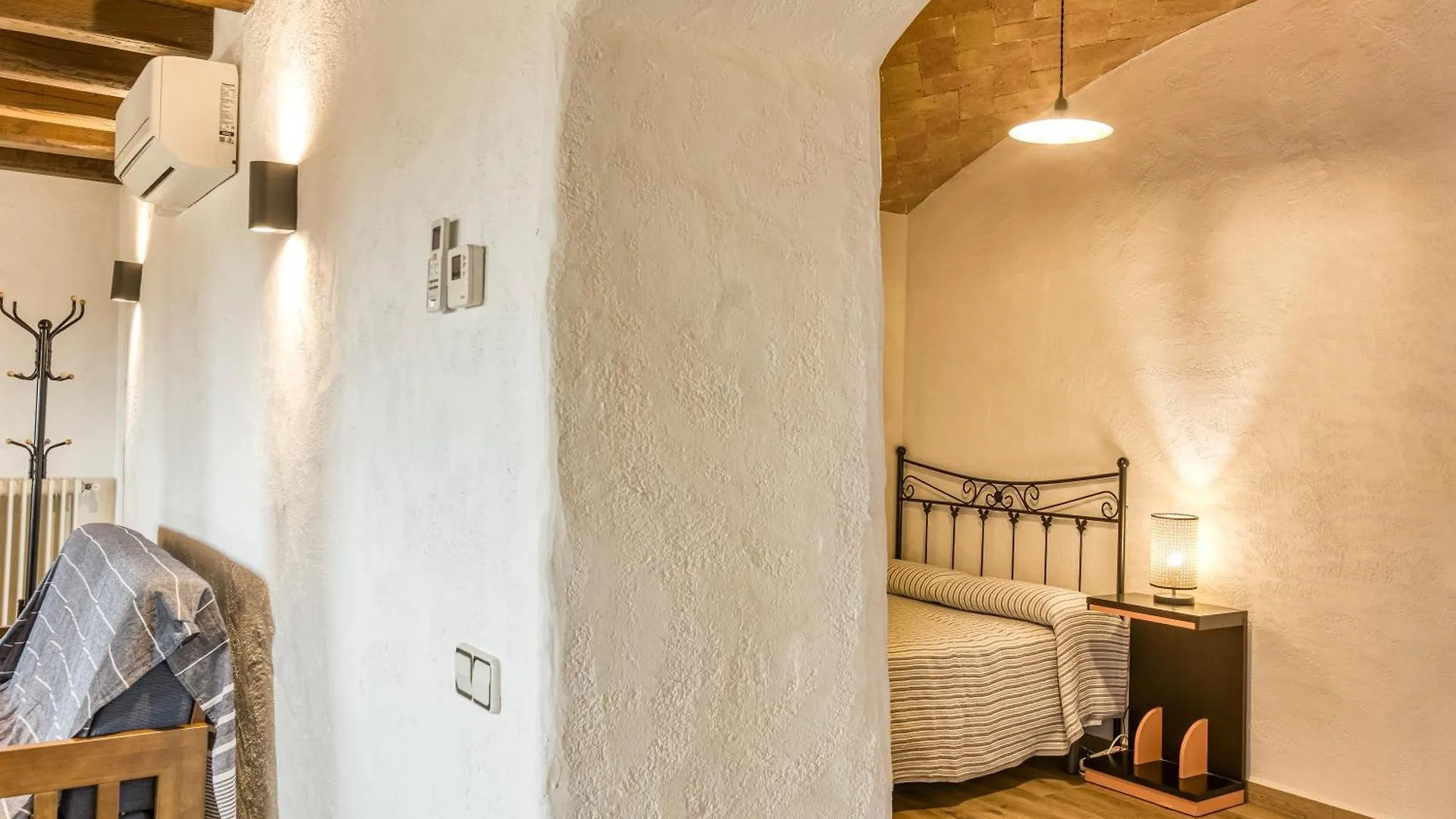 Apartament Montgri Ultramort 0*,